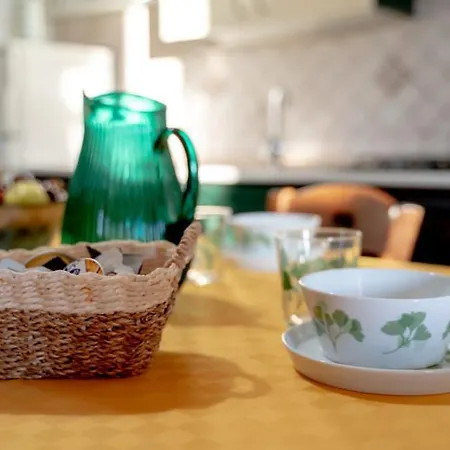 Iushi House Apartment Vasto